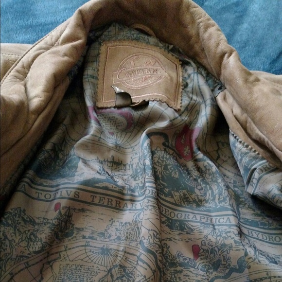 Vintage Cayenne 💯 leather jacket - Picture 1 of 5